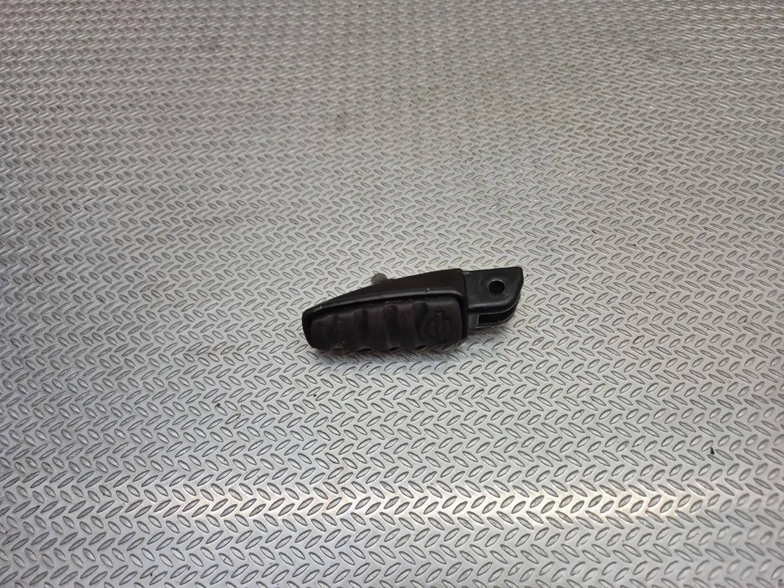 Harley Davidson FXFB Fat Bob Front Left Footrest / Peg