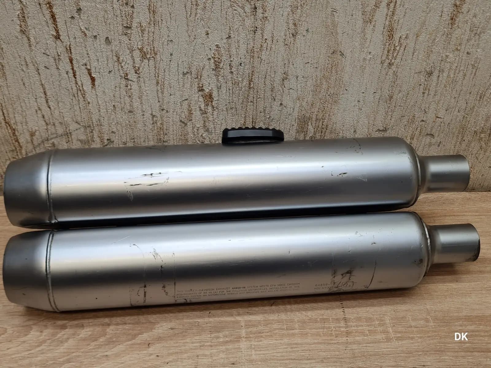 Harley-Davidson Touring FLH Exhaust End Box Muffler Silencer 64859-08 64883-08