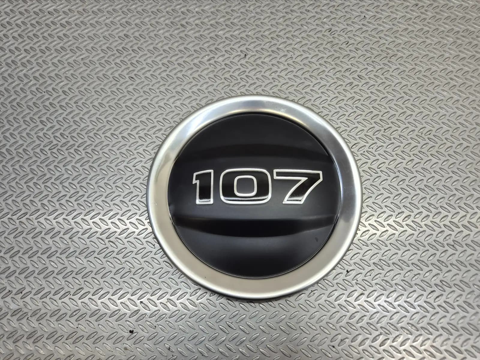 Harley Davidson 107 Milwaukee 8 2018 Air Filter Box Badge / Emblem